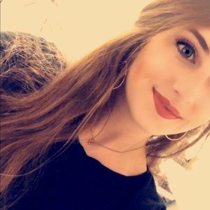 Meet your Posher, Molly